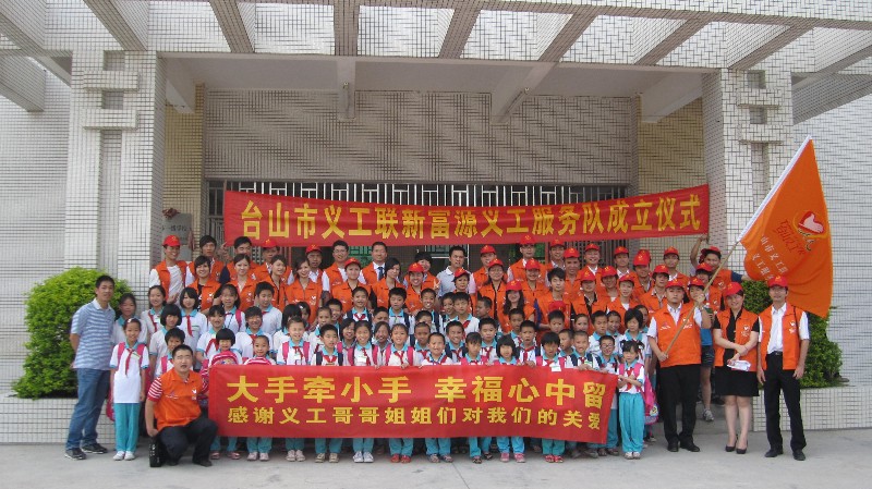 滚轮缩放,点击查看大图