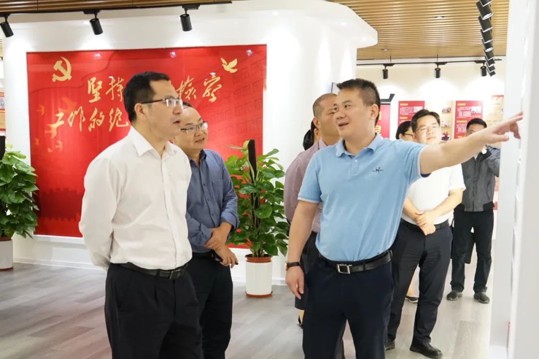 1636100915129786.jpg 下载 (3).jpg