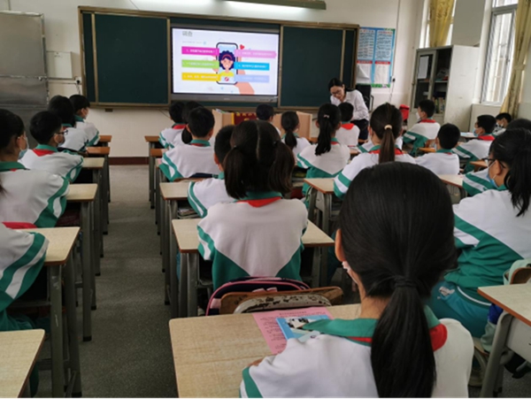 预防网络沉迷，助力健康成长——台山市卫生健康部门开展预防未成年人网络沉迷教育巡讲活动（报道时间：3月31日）414.jpg
