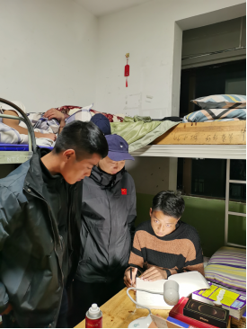 【助学支教志愿服务】情洒雪域，爱在高原——记台山联合职校援藏教师伍倍锋(1)672.png