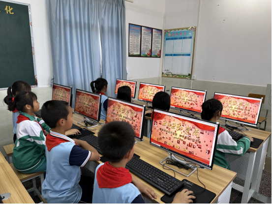 （发文明网：4.7）【扣好人生第一粒扣子】台山市中小学广泛开展2023年“传承红色基因”系列教育活动495.png