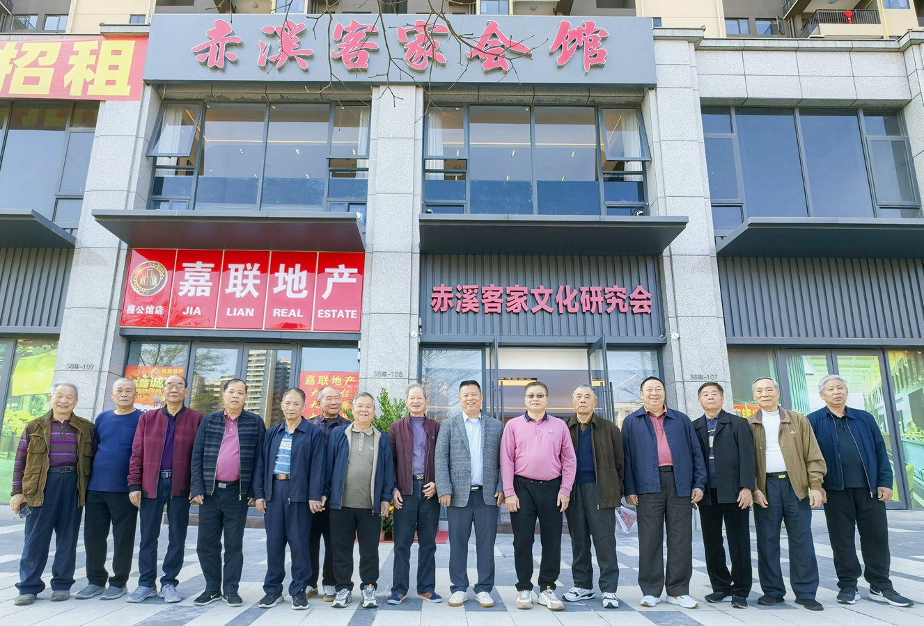 70ffe6d5e0fd267362de1d1223f432a_副本.jpg