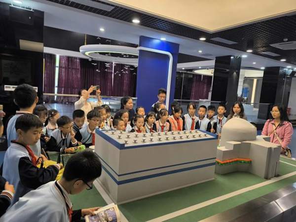 东晖小学核电游简讯249.png